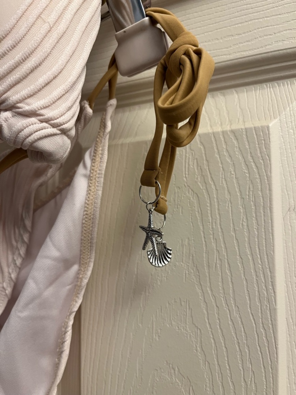 Off White Ribbed Lace-Up Bikini with Tan and Silver Accents 3 Piece Small New - Picture 2 of 10